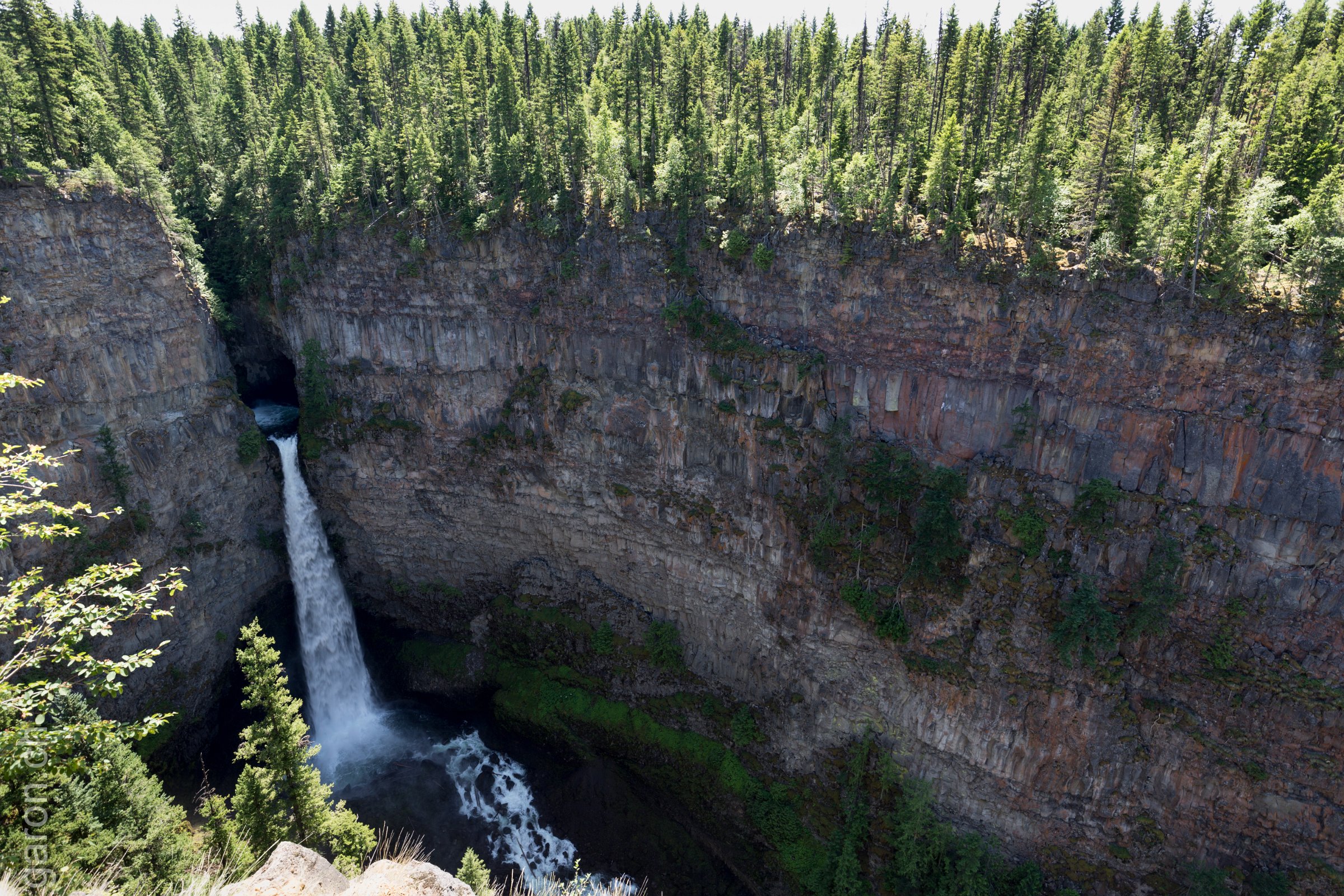 British Columbia, Spahats Falls Spahats Falls