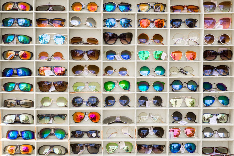 Vancouver sunglasses shop