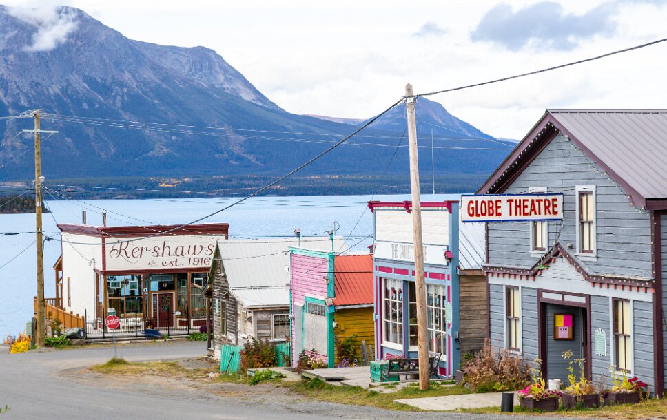Atlin BC (Enclave Yukon), Pearl avenue