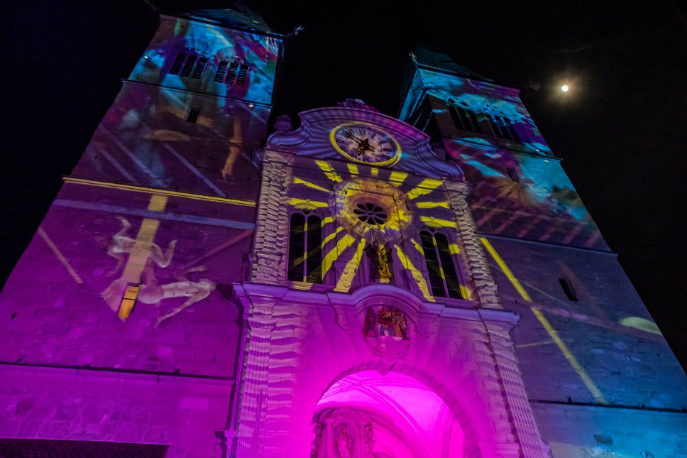 Luzern, Lilu Lichtfestival Hofkirche St. Leodegar
