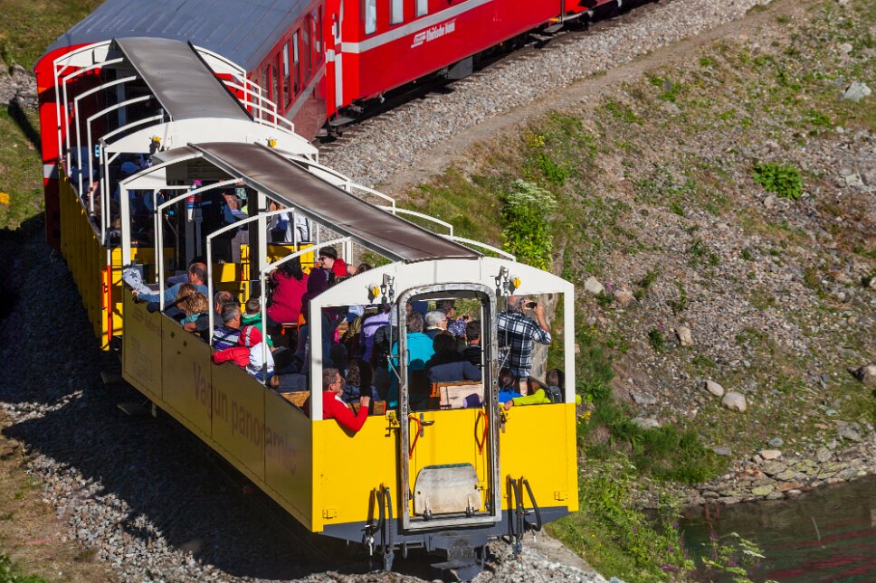 Bernina Pass, Zug Cabrio